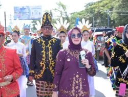 Wali Kota Pimpin Pawai  Budaya Kota Kendari