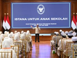 Dari Pesantren ke Istana, Santri Qurrotu Nafsin Belajar Langsung Mengenal Istana Kepresidenan